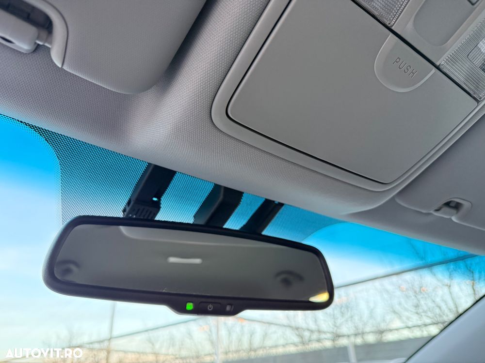 Kia Ceed 1.6 CRDi ISG Mind - 20