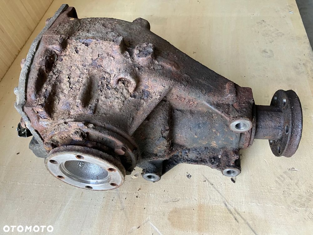 DYFER BMW E32 V8 M60 730i DYFERENCJAŁ 3,23 - 14