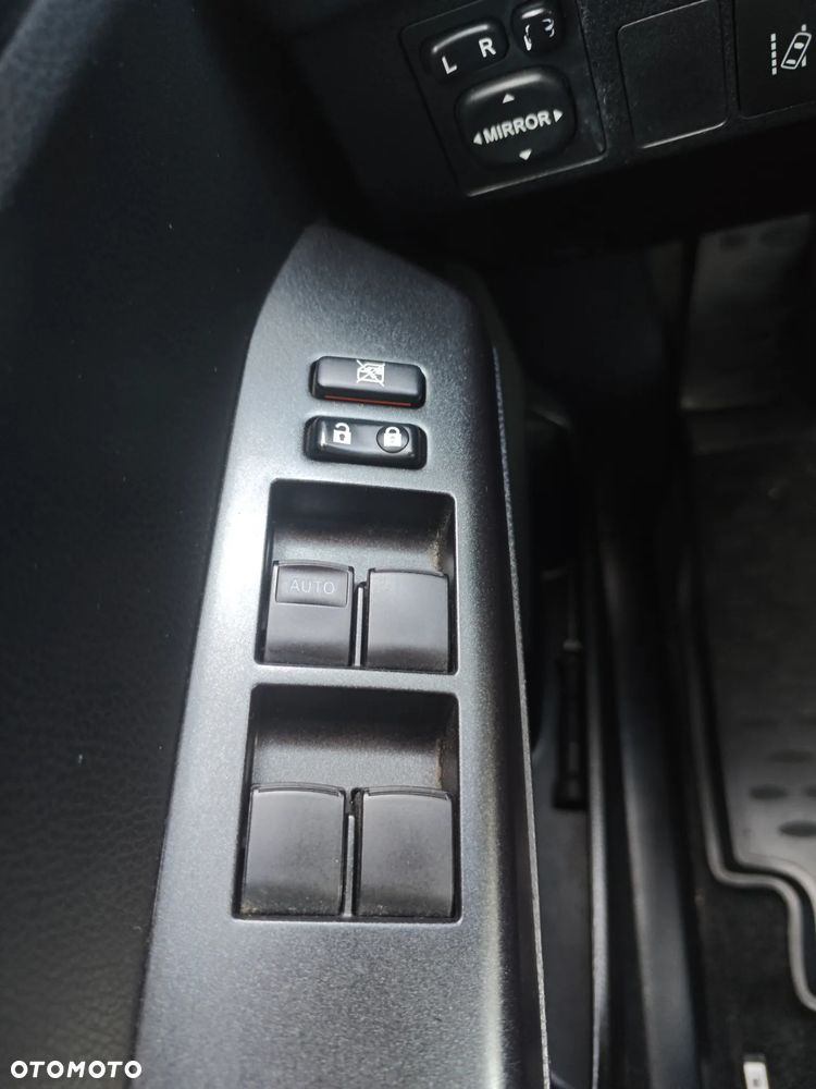 Toyota RAV4 - 25