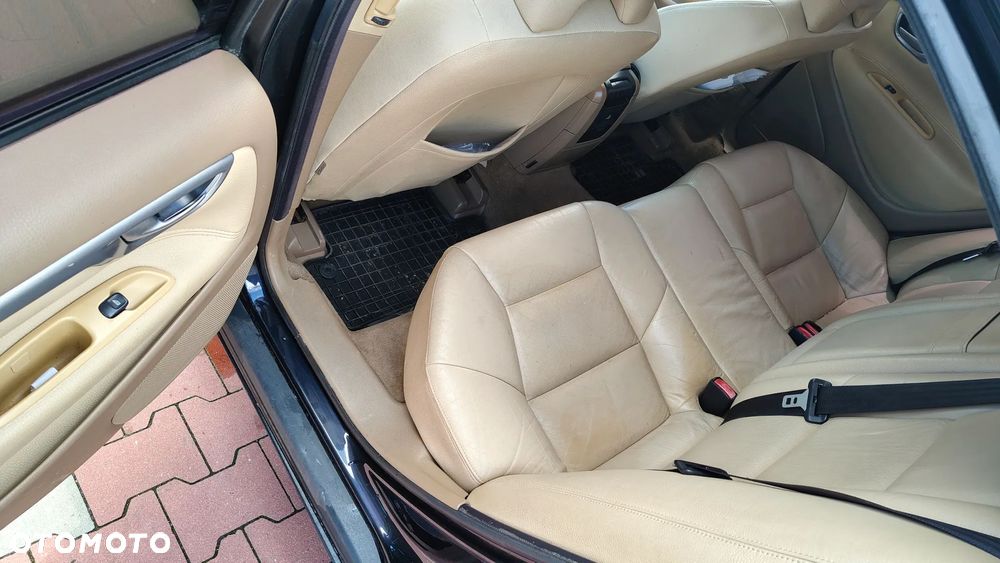 Volvo S60 - 16