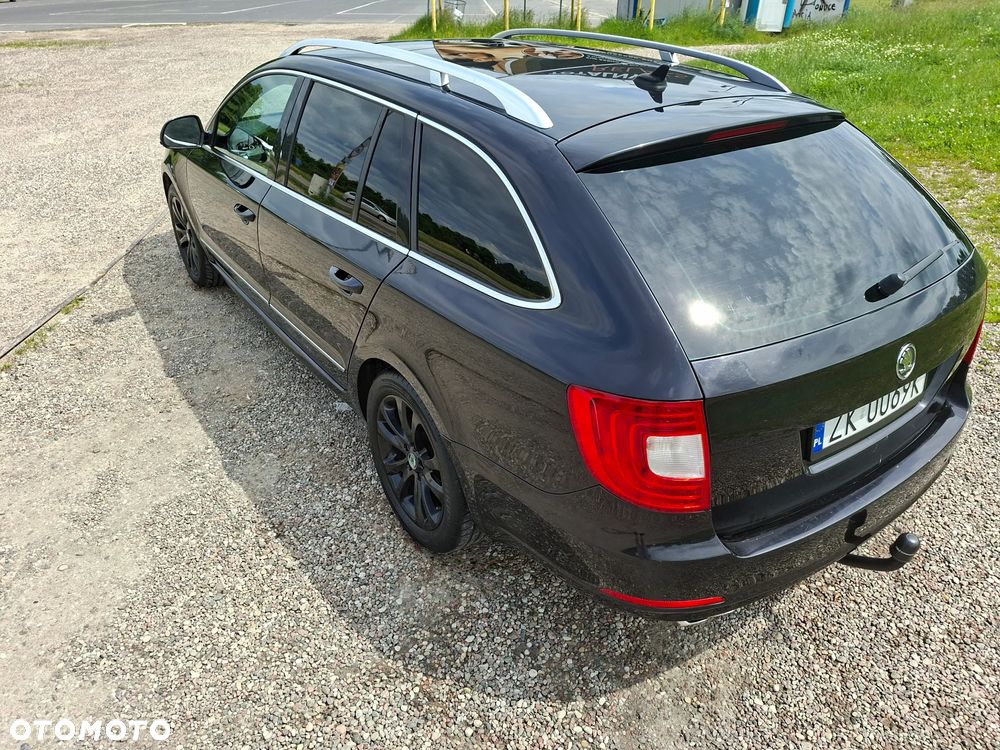 Skoda Superb 2.0 TDI Comfort DSG - 6