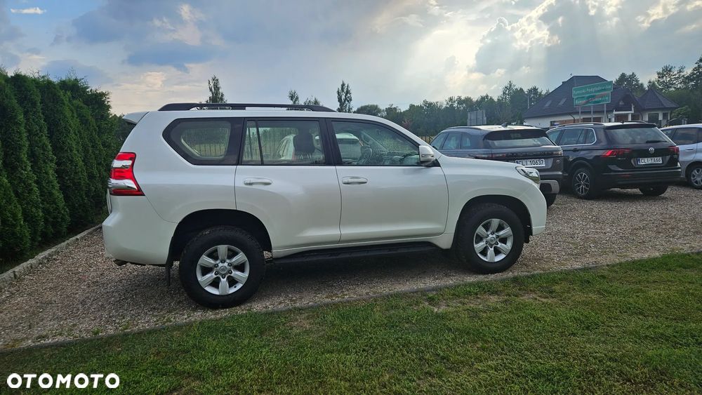 Toyota Land Cruiser - 8