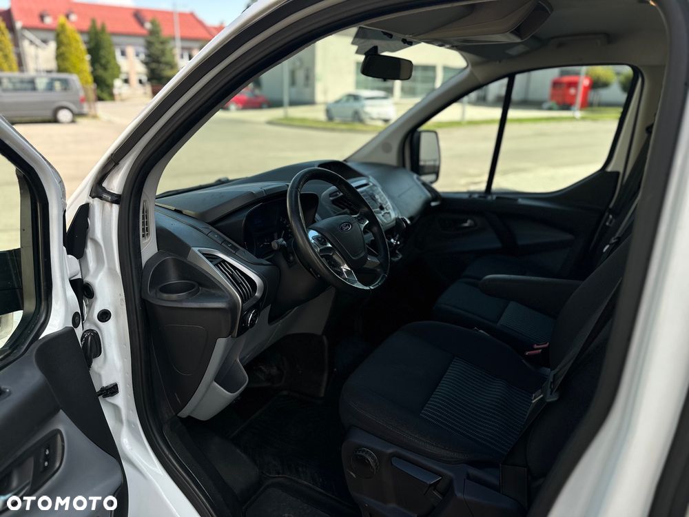 Ford Transit Custom - 19