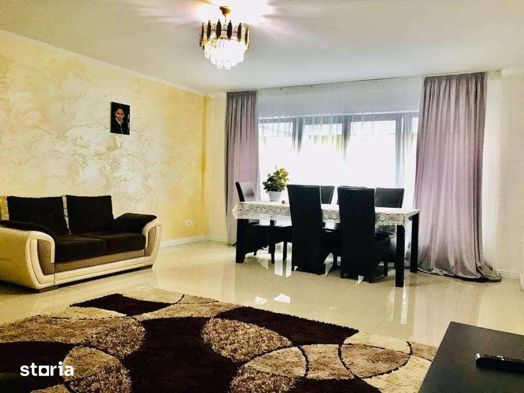 Apartament De Vânzare cu 3 Camere+ curte zona București-noi sec.1 — fotografia 2