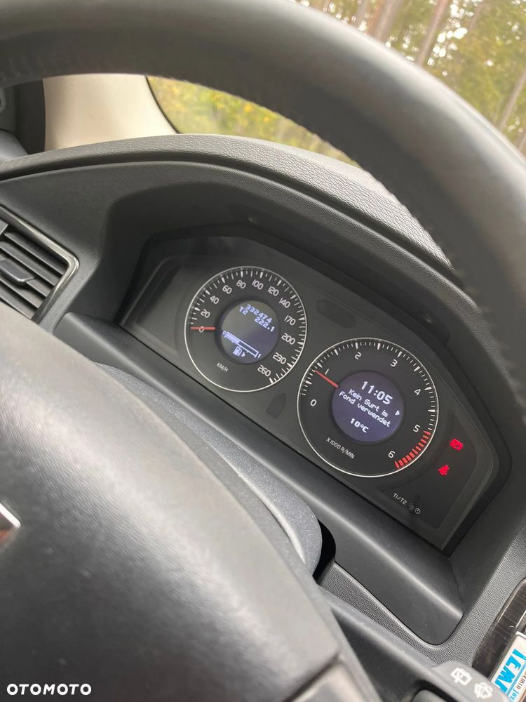 Volvo V70 2.0D Momentum - 11