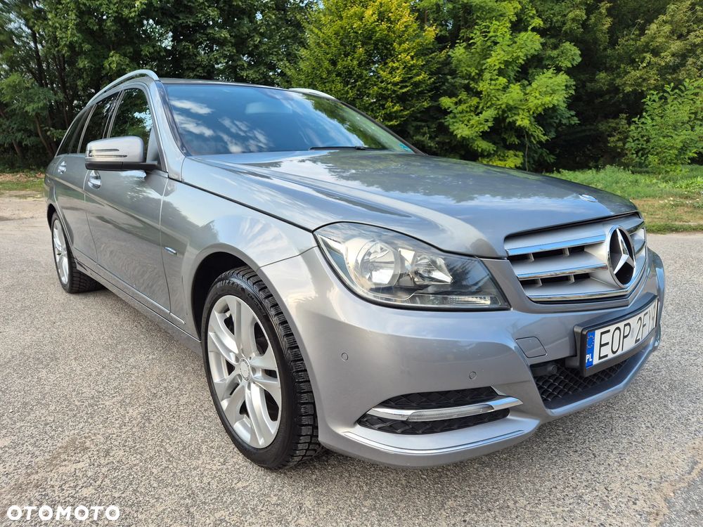 Mercedes-Benz Klasa C 180 T BlueEFFICIENCY Avantgarde - 37