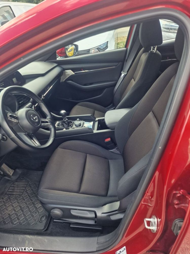 Mazda 3 - 9