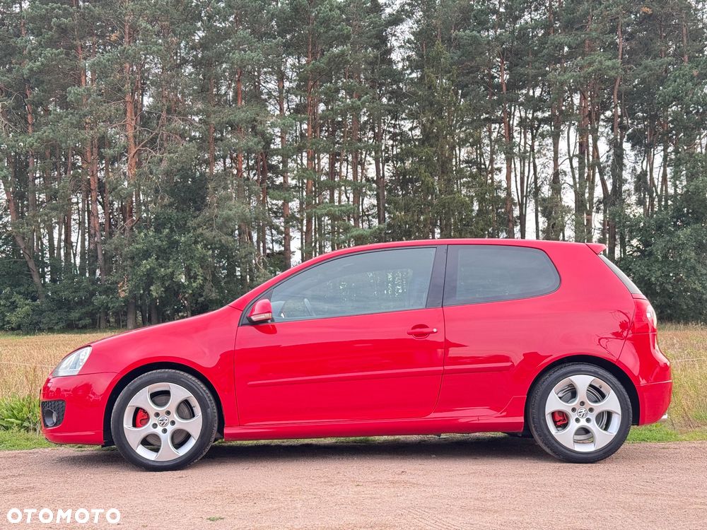 Volkswagen Golf - 16