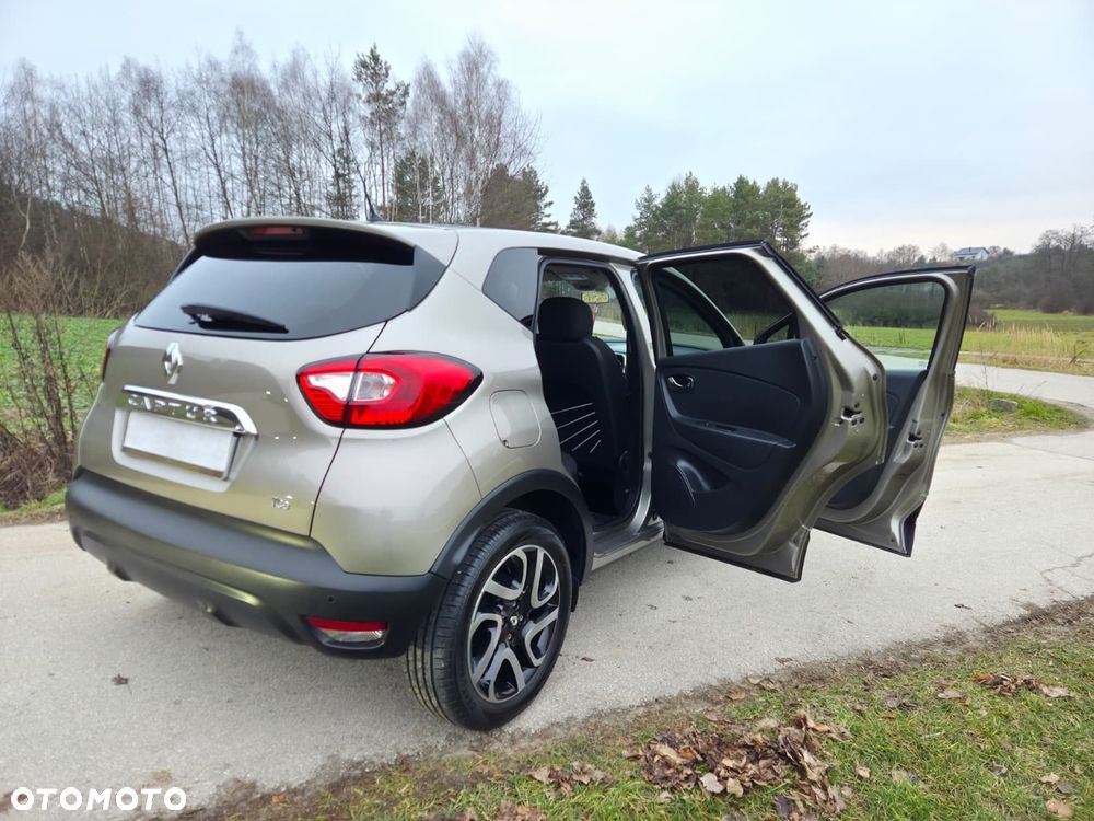 Renault Captur 1.2 TCe Helly Hansen EDC - 20