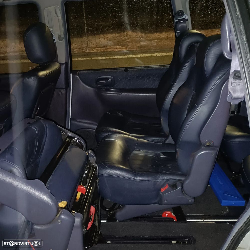 Renault Grand Espace RT 2.2 dT - 14