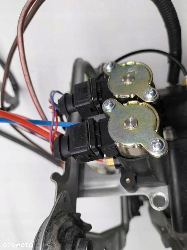 KOMPRESOR SPRĘŻARKA NIVO ZAWIESZENIA BMW E39 E65 E66 - 3