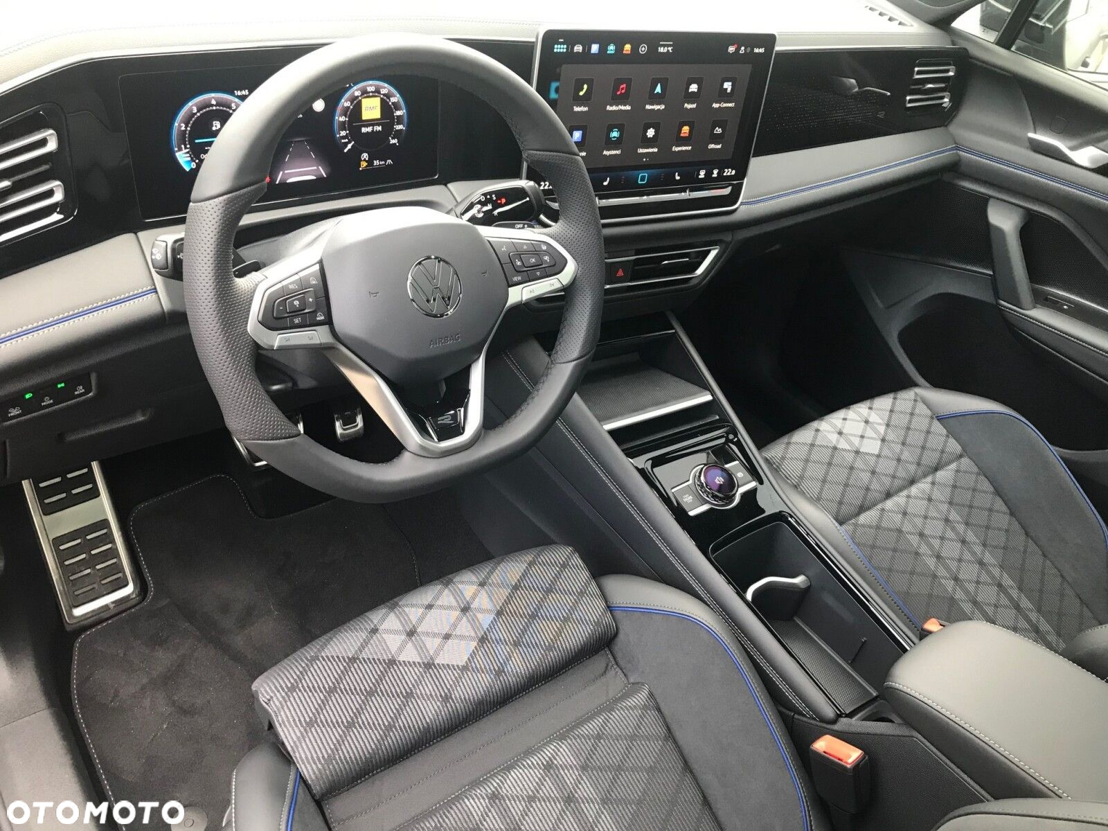 Volkswagen Tiguan - 13