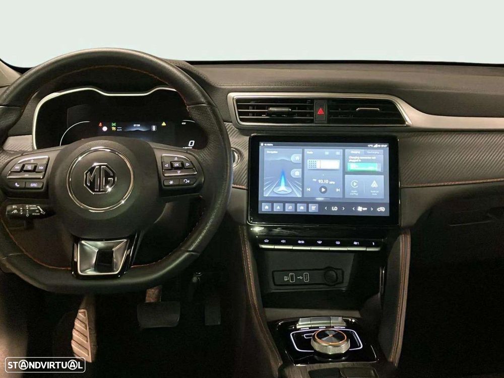 MG ZS EV 72.6 kWh Luxury OBC 11 kW - 9