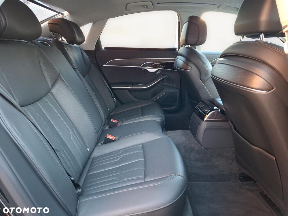 Audi A8 - 14