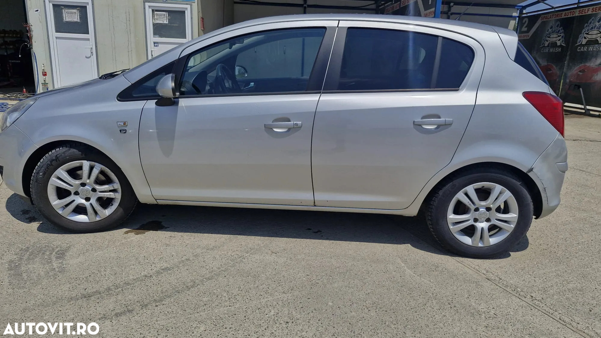 Opel Corsa 1.2 Easytronic Enjoy 150 Years Edition - 12
