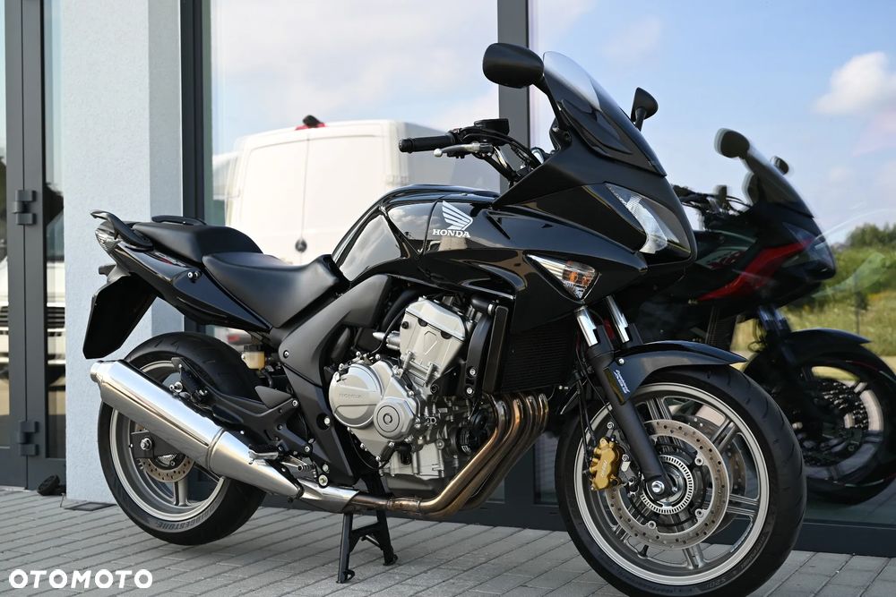 Honda CBF - 4