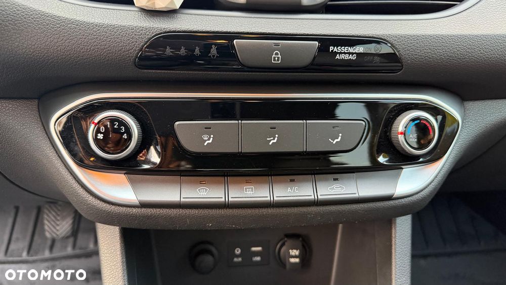 Hyundai i30 1.4 Classic - 13