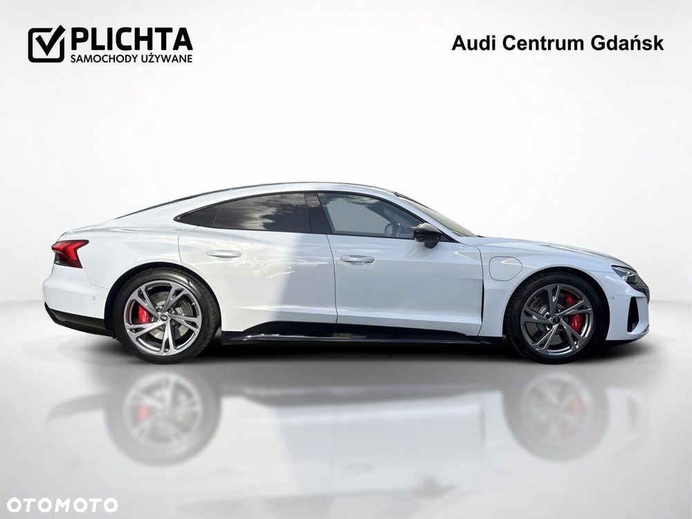 Audi e-tron GT - 7