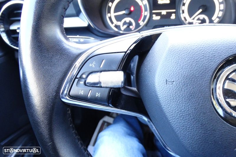 Skoda Fabia 1.0 MPI Style - 15