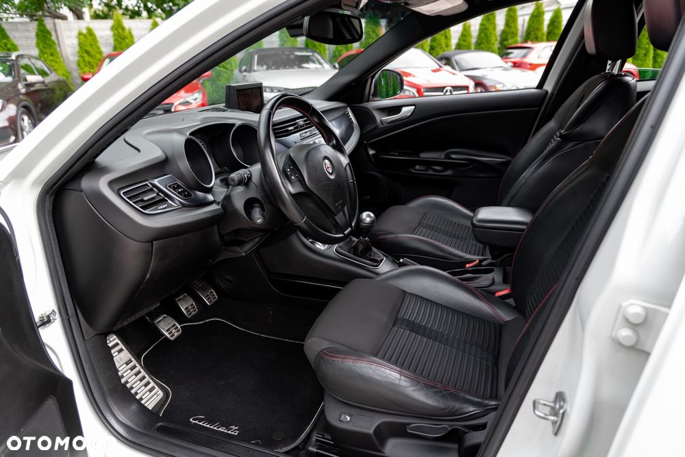 Alfa Romeo Giulietta 1.8 TBi 16V Quadrifoglio Verde - 18