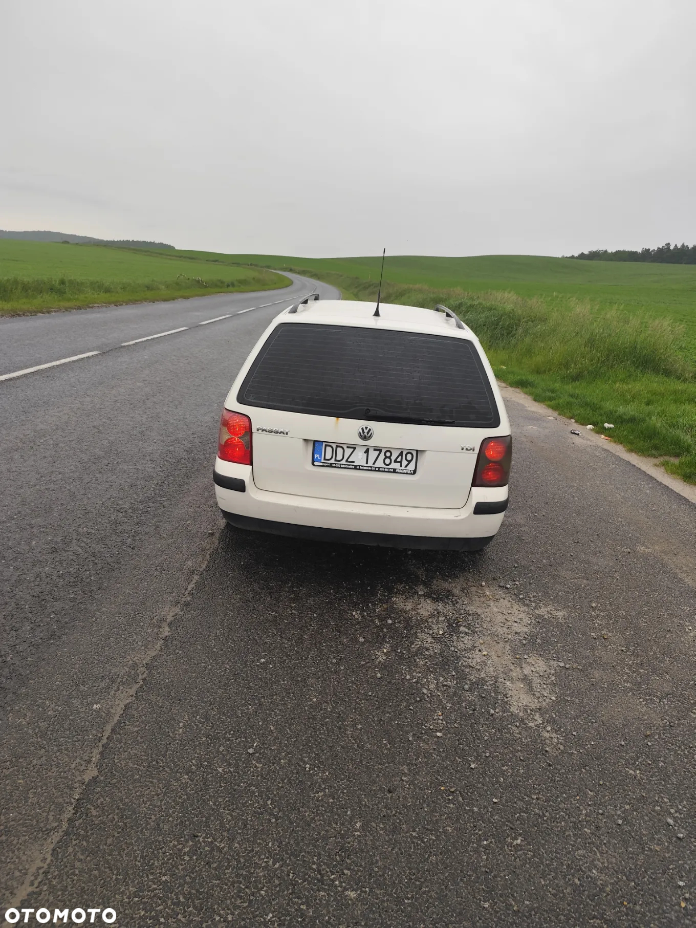 Volkswagen Passat 1.9 TDI Comfortline - 3