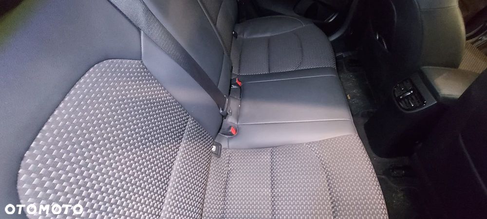 Kia Ceed - 23