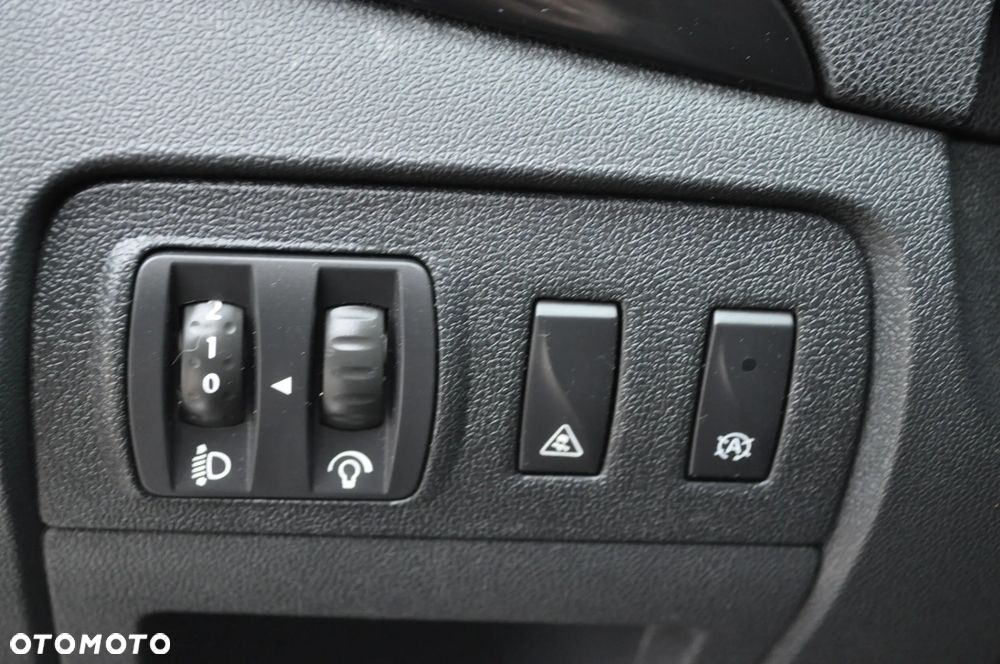 Renault Scenic Energy TCe 130 S&S Bose Edition - 28