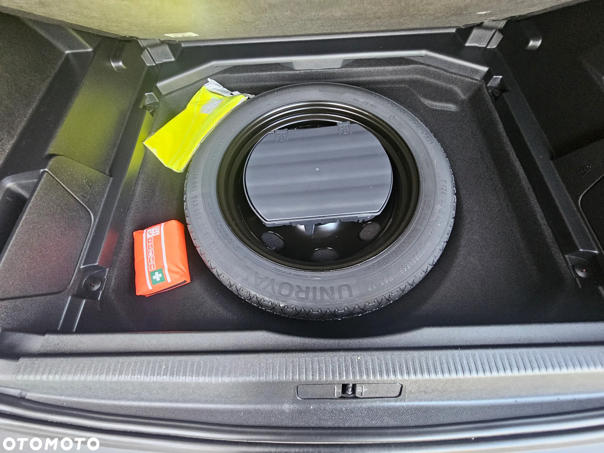 Peugeot 3008 PureTech 130 Stop & Start GPF Allure - 26