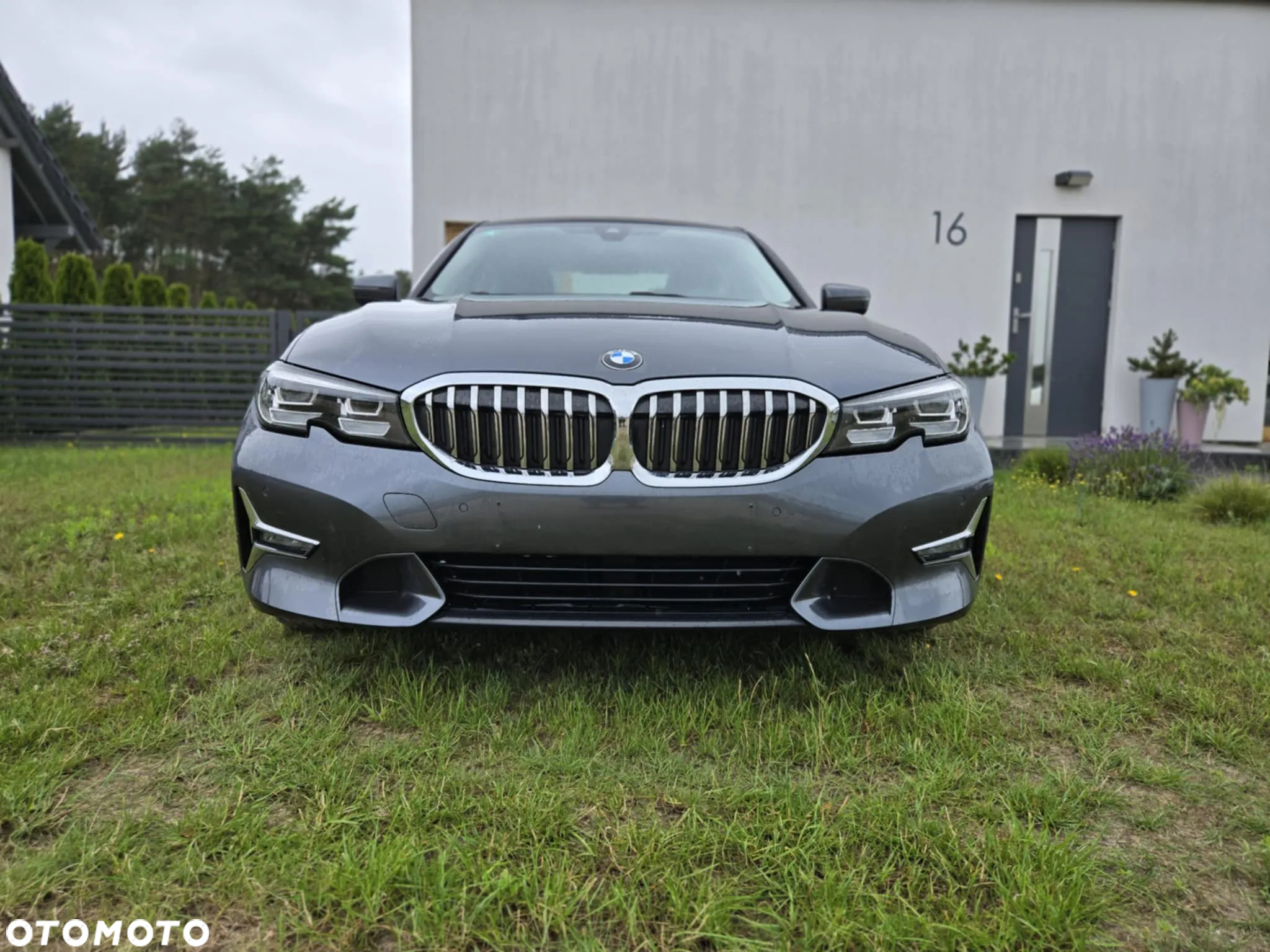 BMW Seria 3 330e Luxury Line sport - 3
