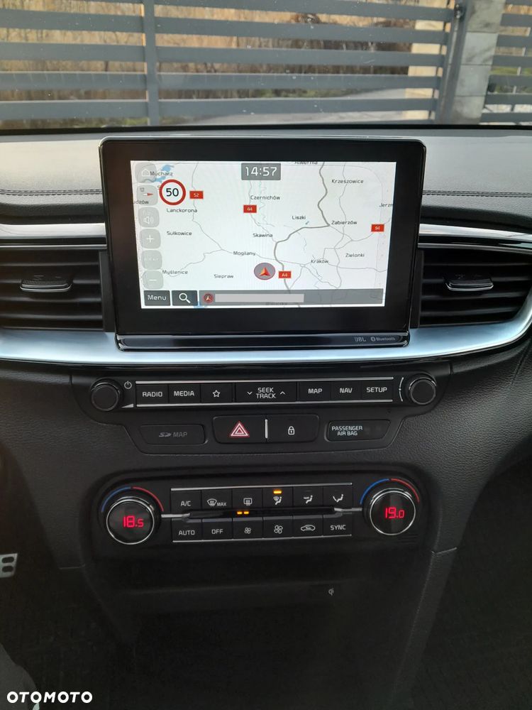 Kia ProCeed 1.4 T-GDI OPF GT LINE - 27