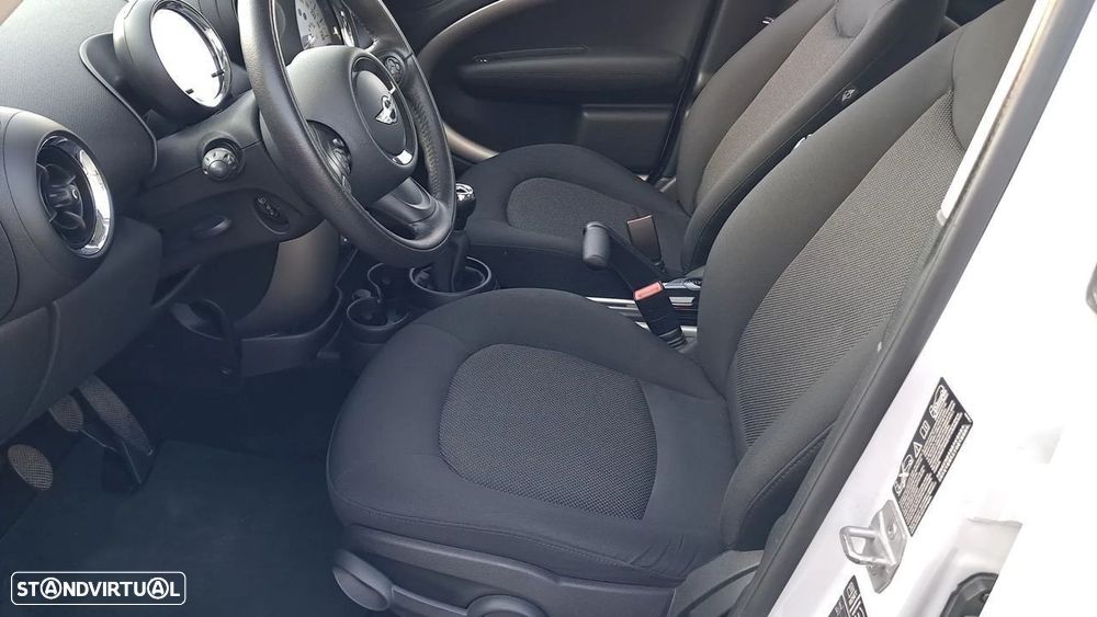 MINI Countryman Cooper D ALL4 - 16