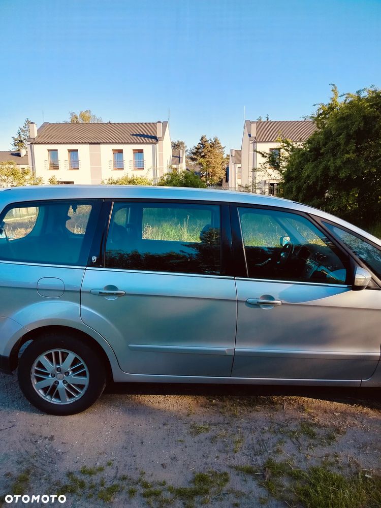 Ford Galaxy 2.0 Ghia - 7