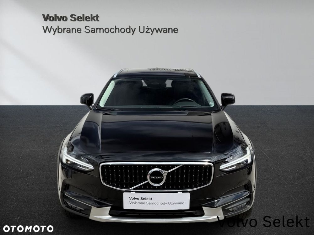 Volvo V90 Cross Country - 4