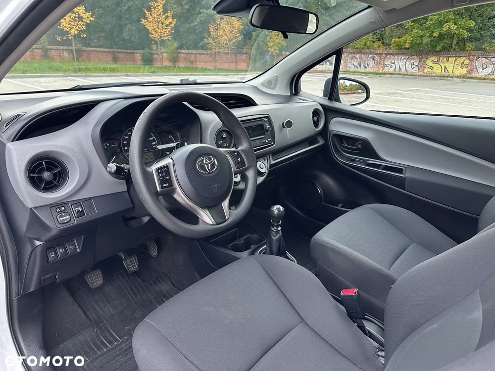 Toyota Yaris - 9
