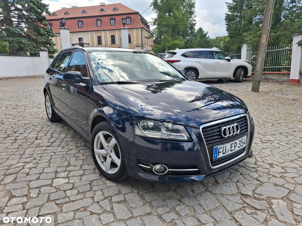 Audi A3 Sportback 1.6 TDI DPF Attraction - 1