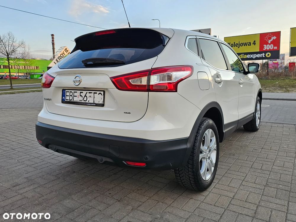 Nissan Qashqai 1.2 DIG-T N-Connecta - 33
