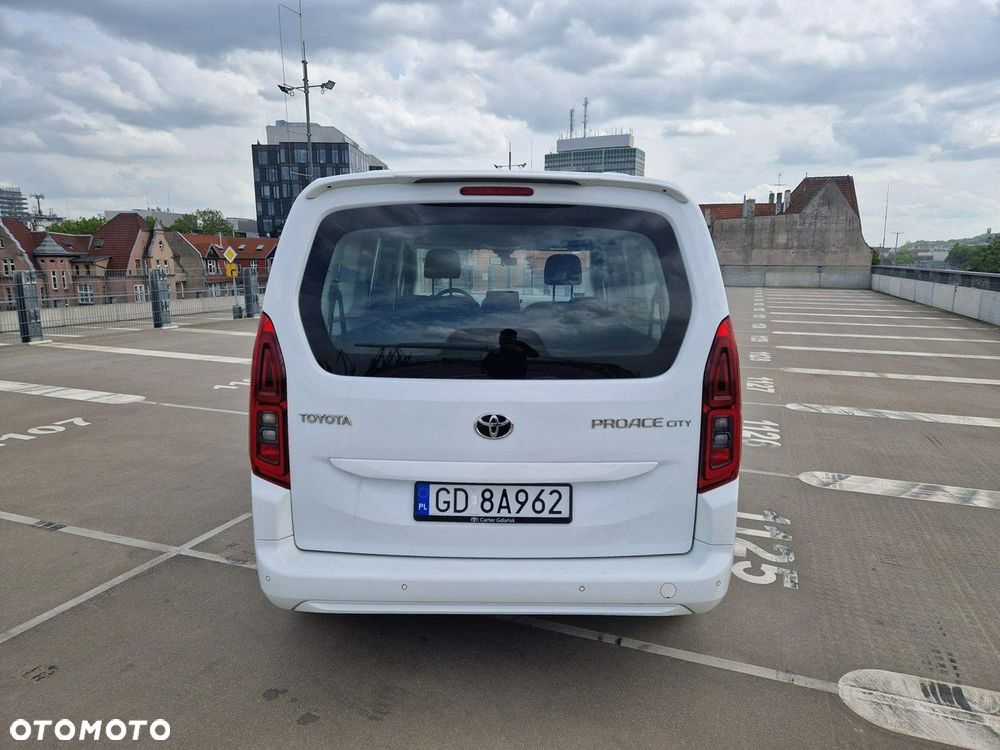 Toyota Proace City Verso 1.5 D-4D Business - 4