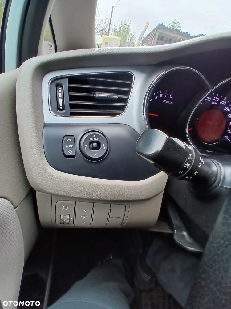 Kia Ceed 1.6 GDI Platinum Edition - 15