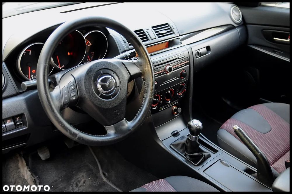 Mazda 3 - 5