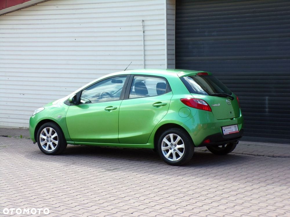 Mazda 2 - 16