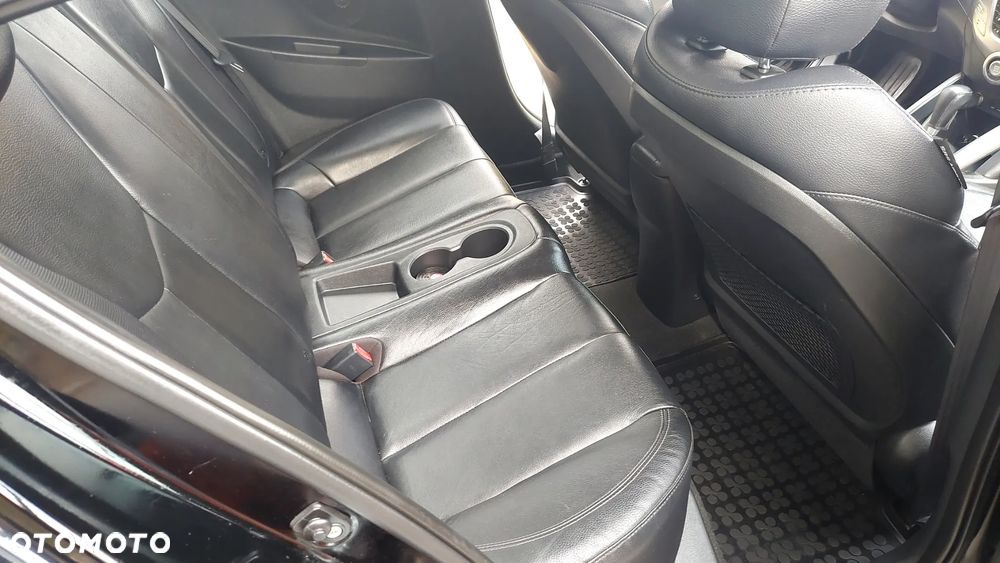 Hyundai Veloster 1.6 DCT Premium - 10