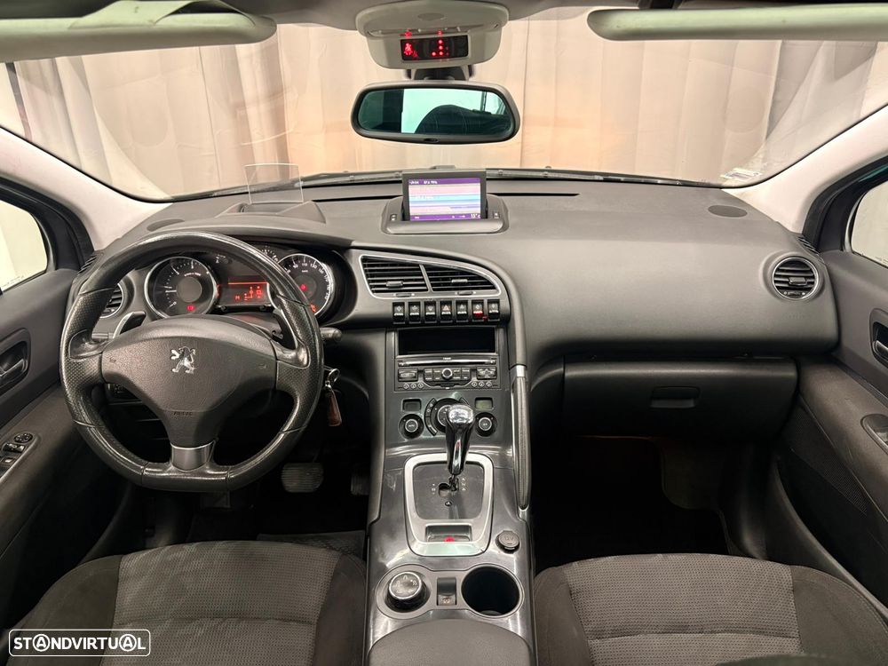 Peugeot 3008 1.6 HDi Executive CMP6 - 9