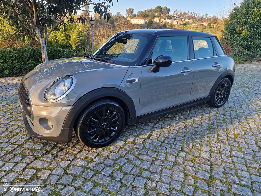 MINI 5 Portas Cooper D - 19