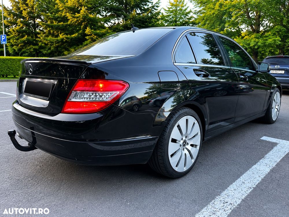 Mercedes-Benz C 220 CDI DPF Automatik BlueEFFICIENCY - 2