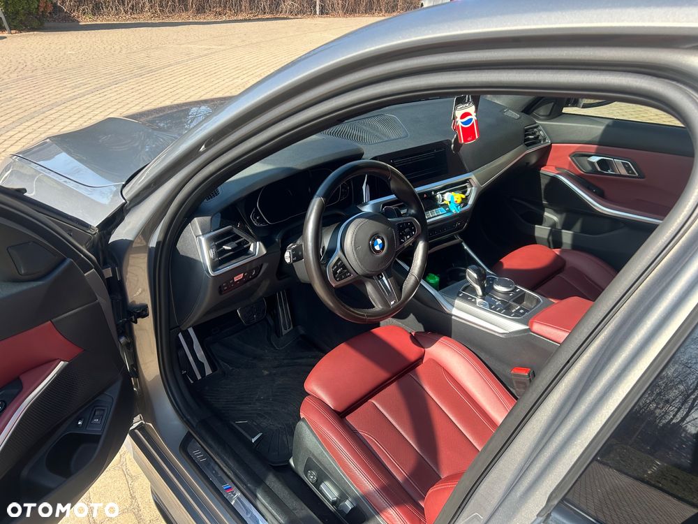 BMW Seria 3 330e M Sport sport - 13
