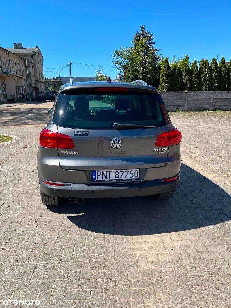 Volkswagen Tiguan - 4