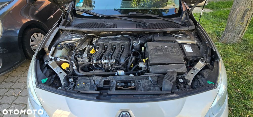 Renault Fluence 1.6 16V Expression Euro5 - 11