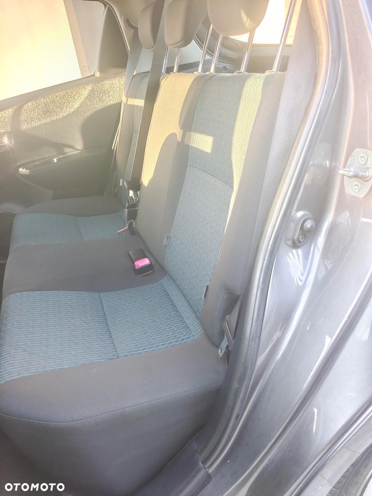 Toyota Yaris 1.0 Active - 16