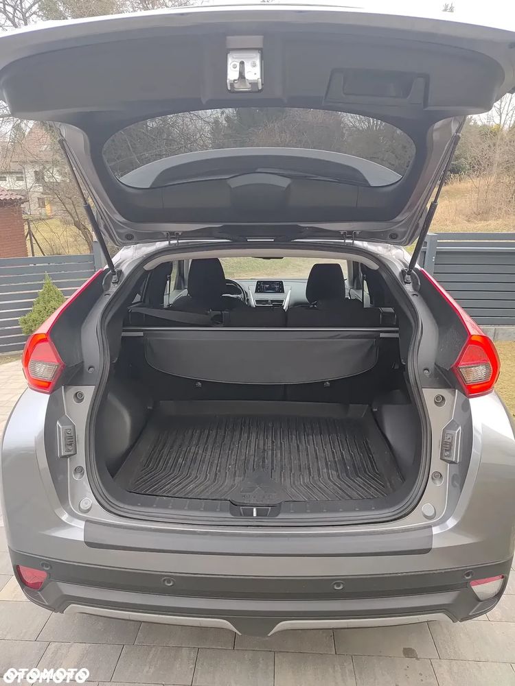 Mitsubishi Eclipse Cross - 8