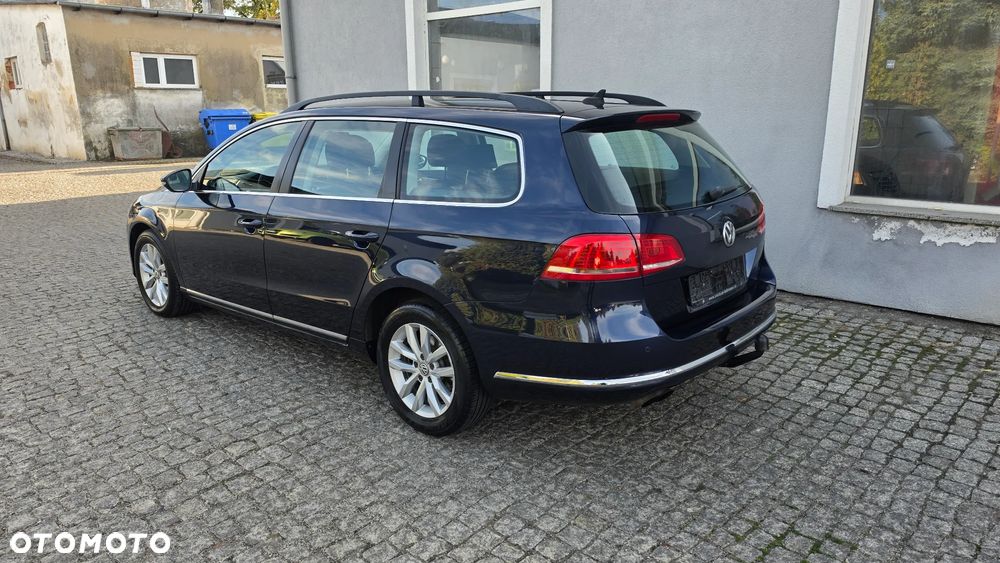 Volkswagen Passat 2.0 Blue TDI DSG SCR Comfortline - 4